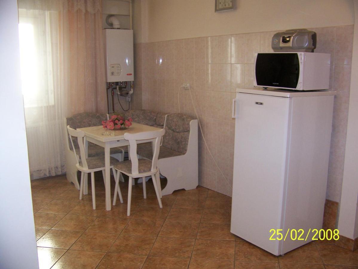 Apartament Zippi Republicii Rhbm バイア·マーレ エクステリア 写真